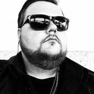 Meet your Posher, Johnathan